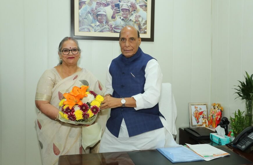 रक्षा मंत्री राजनाथ सिंह से&hellip;