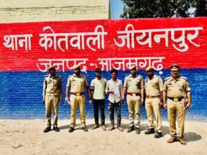 जीयनपुर पुलिस ने मुखबिर की सूचना पर मोबाइल&hellip;