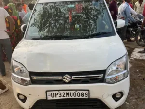 लखनऊ में दर्दनाक हादसा: महिला टीचर की कार&hellip;