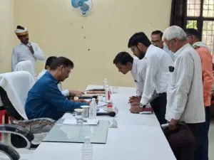 संपूर्ण समाधान दिवस पर घोसी तहसील में 56&hellip;