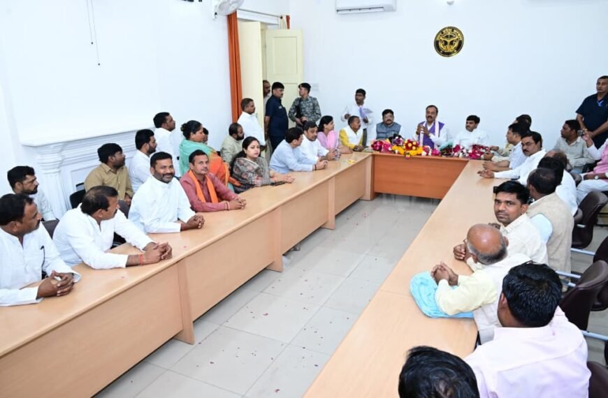 उप मुख्यमंत्री केशव प्रसाद मौर्य…