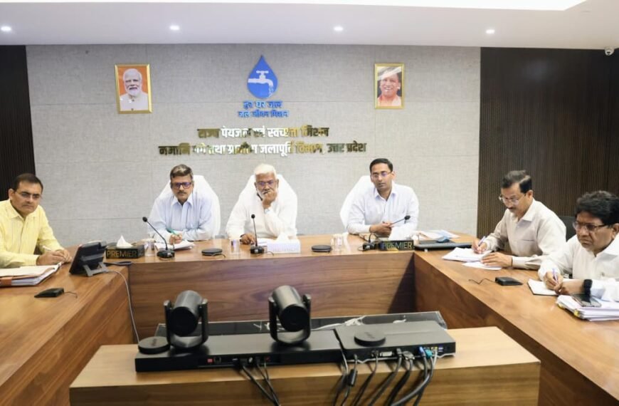 केन्द्रीय जल शक्ति मंत्री ने सभी राज्यों के मंत्रियों- अधिकारियों के साथ योजना के बेहतर क्रियान्वयन के लिए किया मंथन