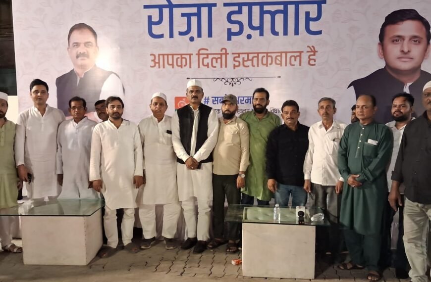 अरमान खान के इफ्तार में उमड़ा जनसैलाब,दिखी गंगा-जमुनी तहज़ीब की झलक