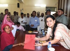 बरहज तहसील में दो लाभार्थियों को तुरंत मिले&hellip;