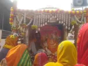 100 साल से जल रहे अखंड दीपक की&hellip;