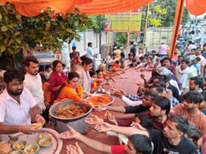 लेखराज मेट्रो स्टेशन चौराहे पर हुए इस आयोजन&hellip;